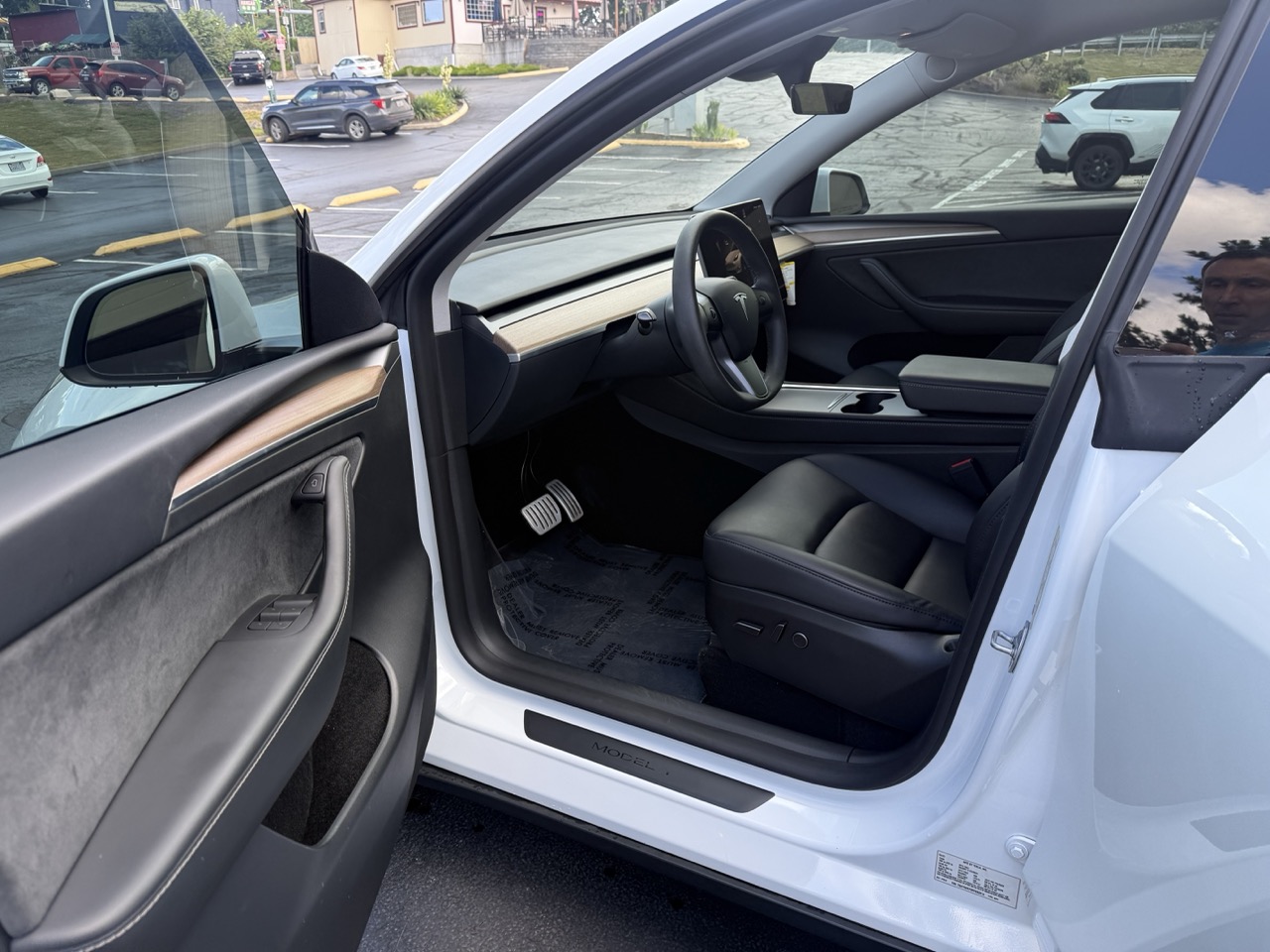 Model Y 8